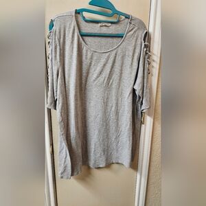 Gray Short Sleeve Top